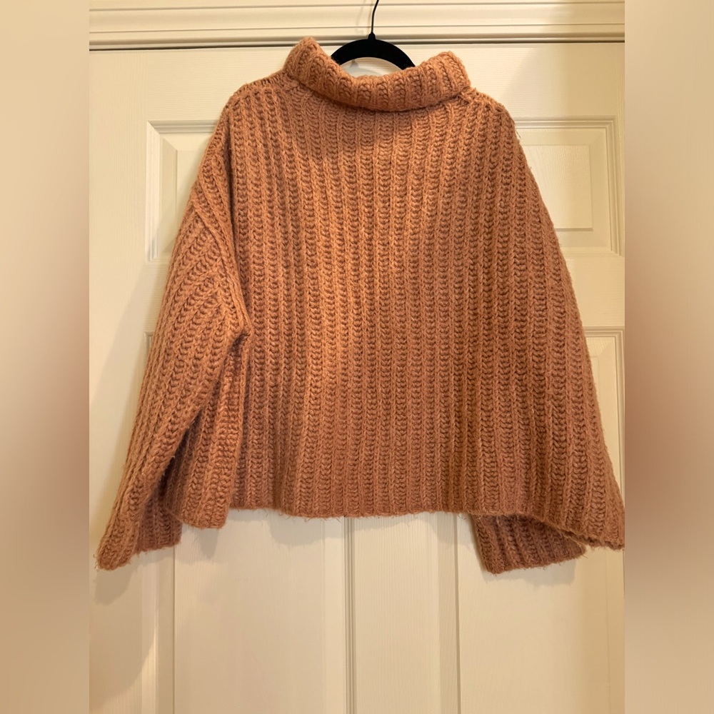 Free people sweater